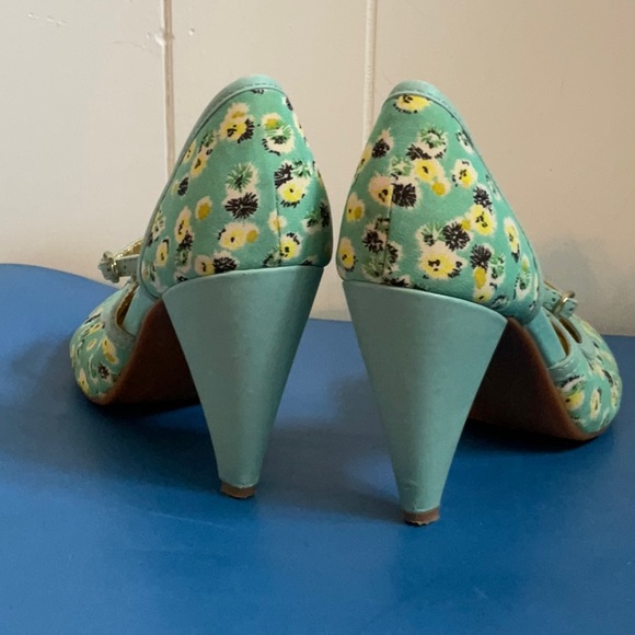 Seychelles size 7 retro strappy heels - Picture 3 of 8